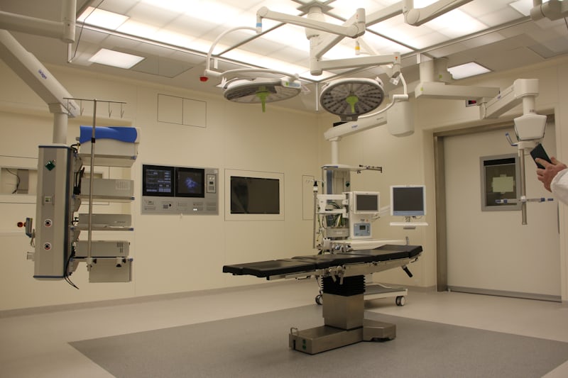 Implementación de carros clínicos y sistemas de telemedicina en Hospital Provincial Marga Marga